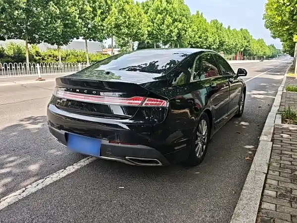 Lincoln MKZ 2017