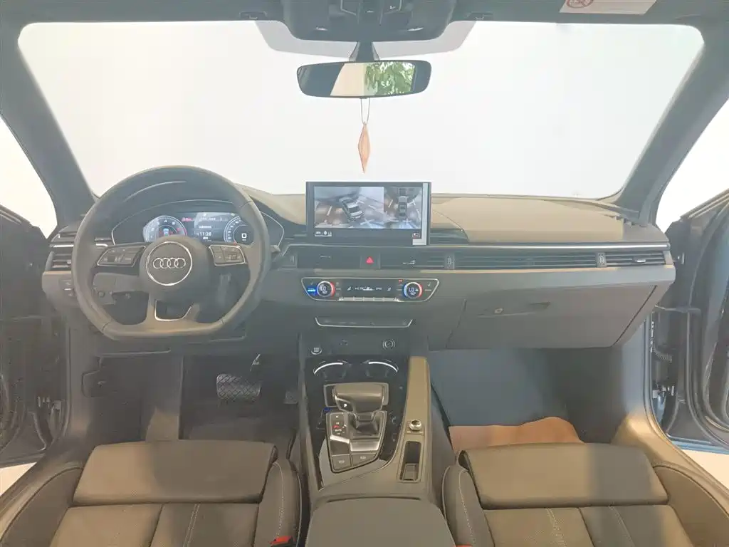Audi A4L 2023