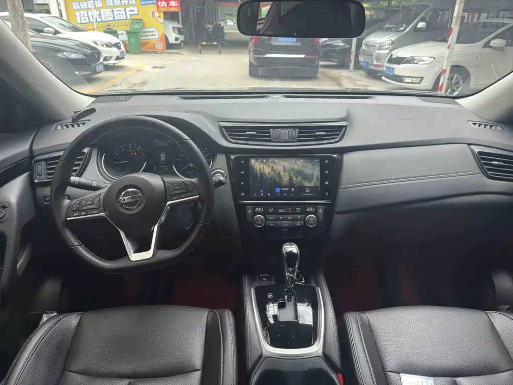 Nissan X-Trail 2024