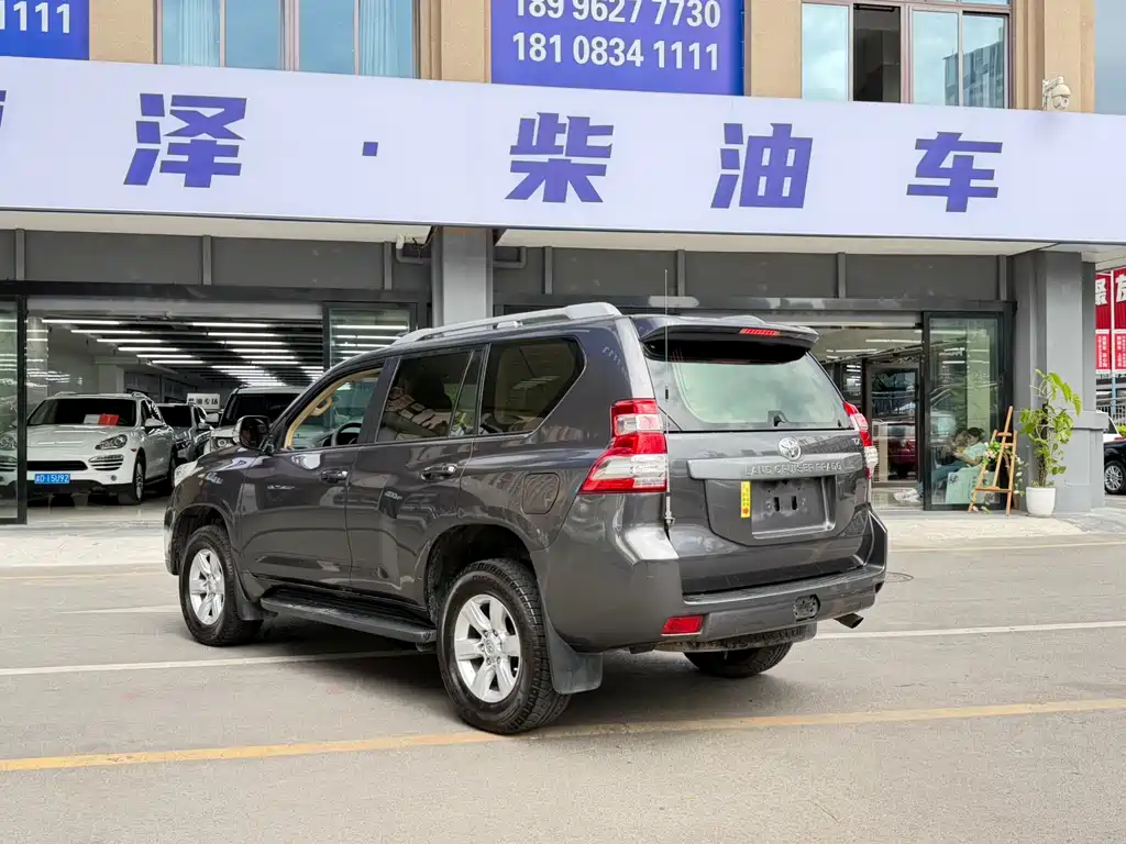 Toyota Prado 2016 — фото 14