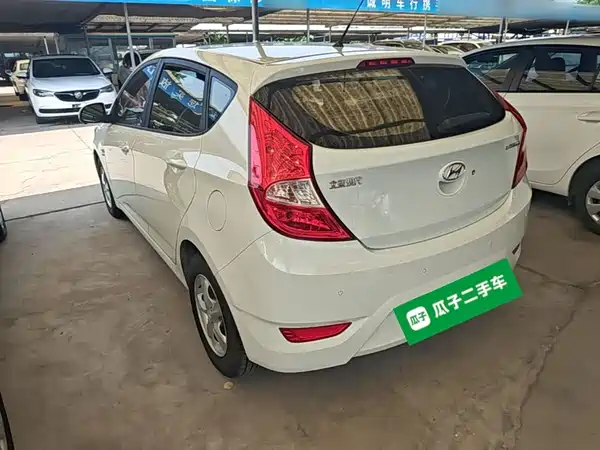 Hyundai Rui Yi 2016