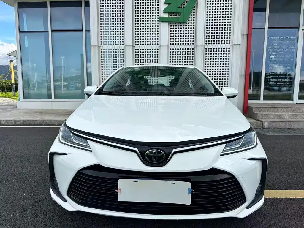 Toyota Corolla 2022 — фото 22