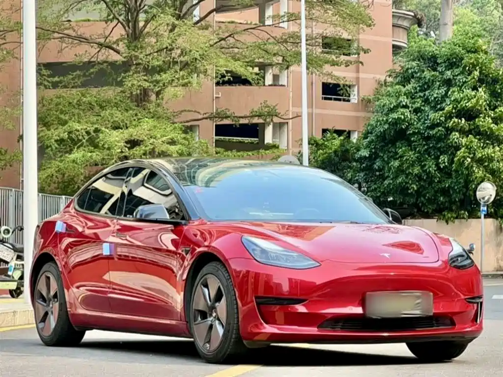 Tesla Model 3 2021 — фото 3