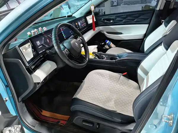 Lingxi Lingxi L 2025