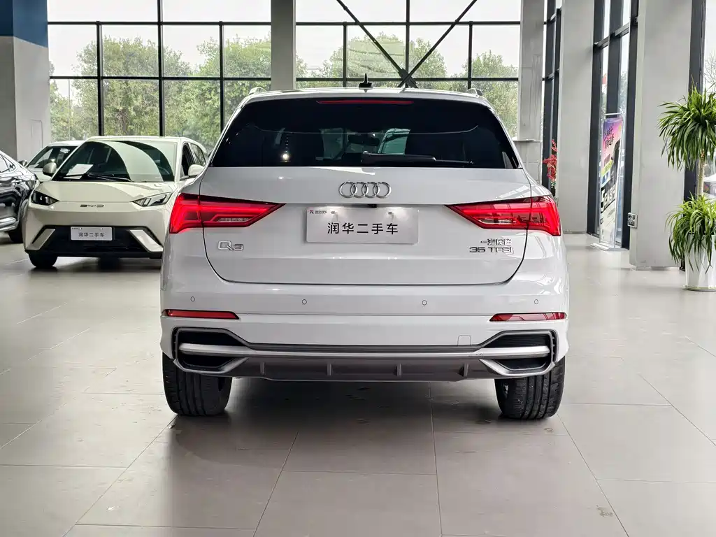 Audi Q3 2021 — фото 4