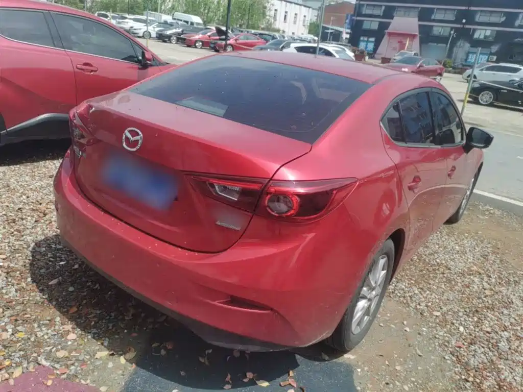 Mazda 3 Axela 2019 — фото 5