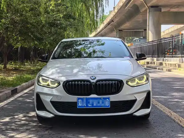BMW 1 Series 2021