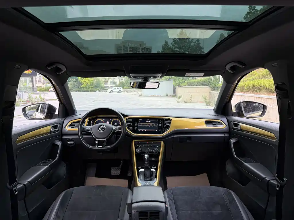Volkswagen T-Roc 2018 — фото 5