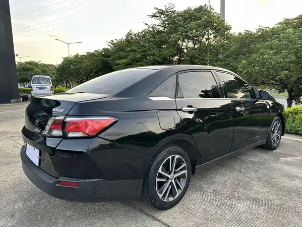Venucia D60 2018