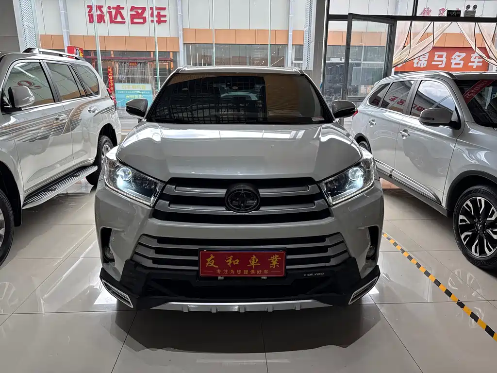 Toyota Highlander 2018 — фото 2