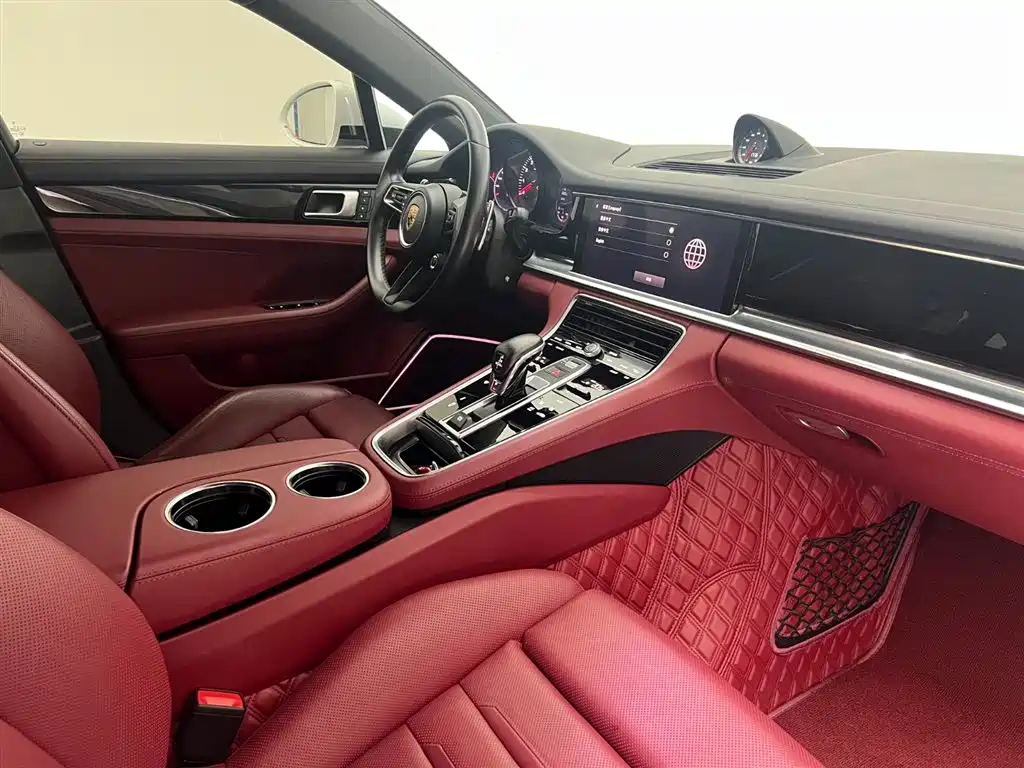 Porsche Panamera 2022 — фото 17