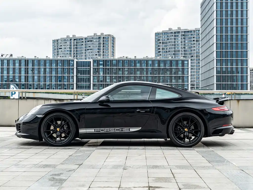 Porsche 911 2019