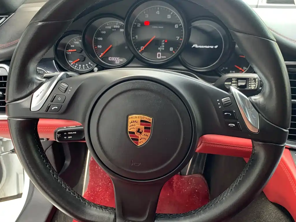 Porsche Panamera 2016 — фото 10