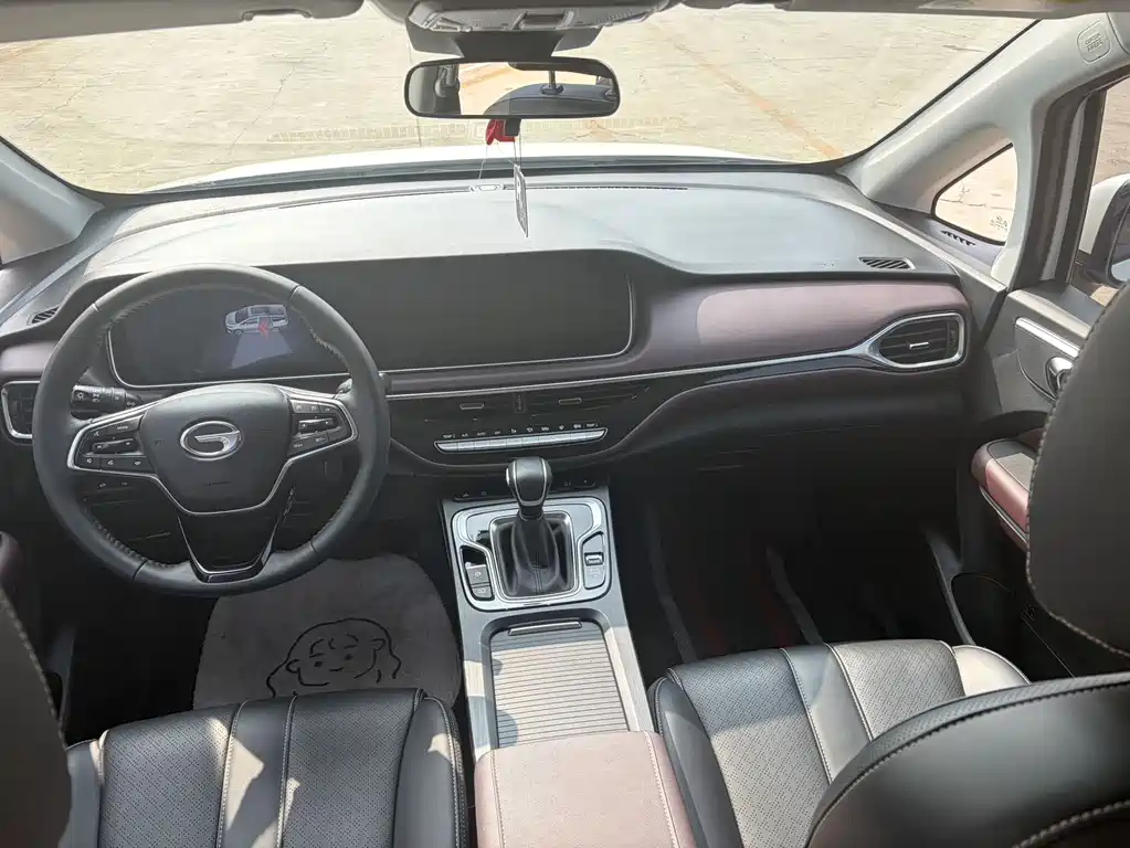 GAC Trumpchi M6 2022 — фото 5
