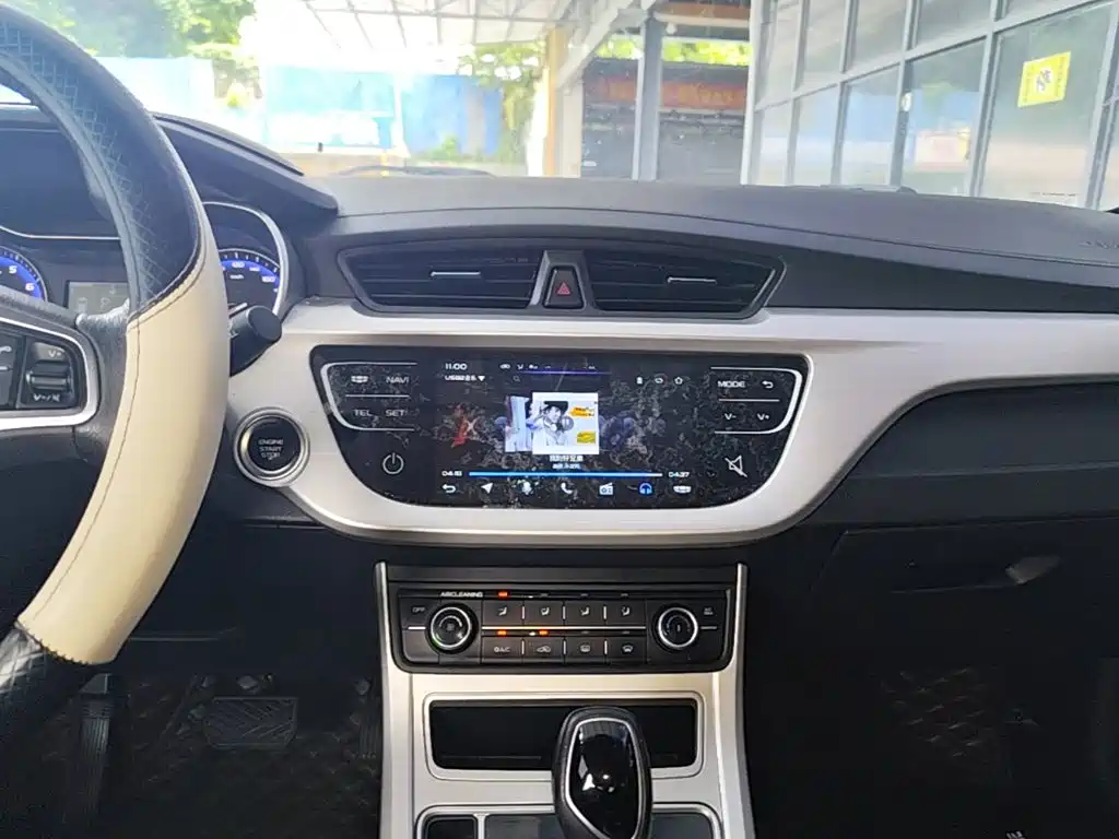 Geely Vision 2017 — фото 13