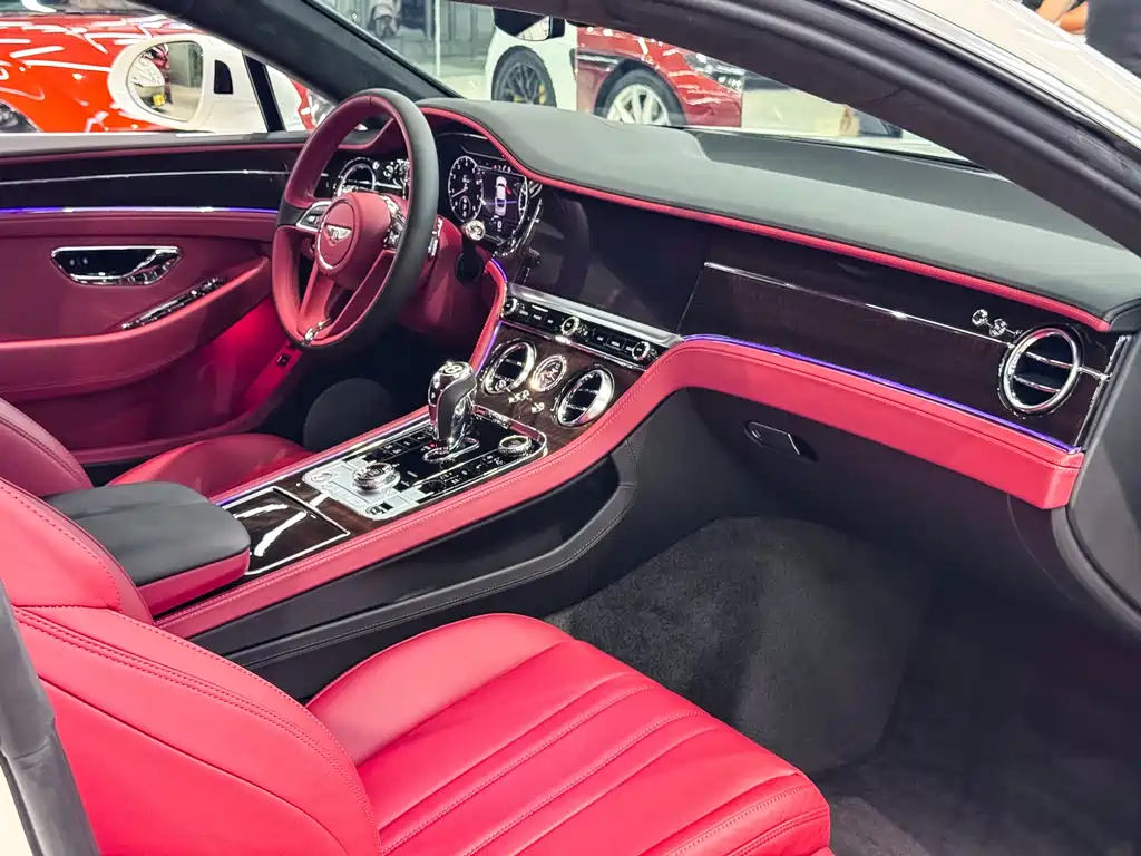 Bentley Continental 2020