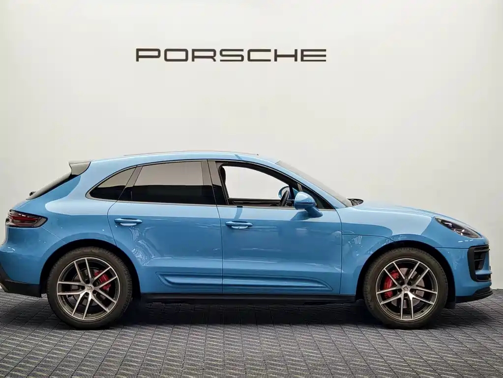 Porsche Macan 2022 — фото 8