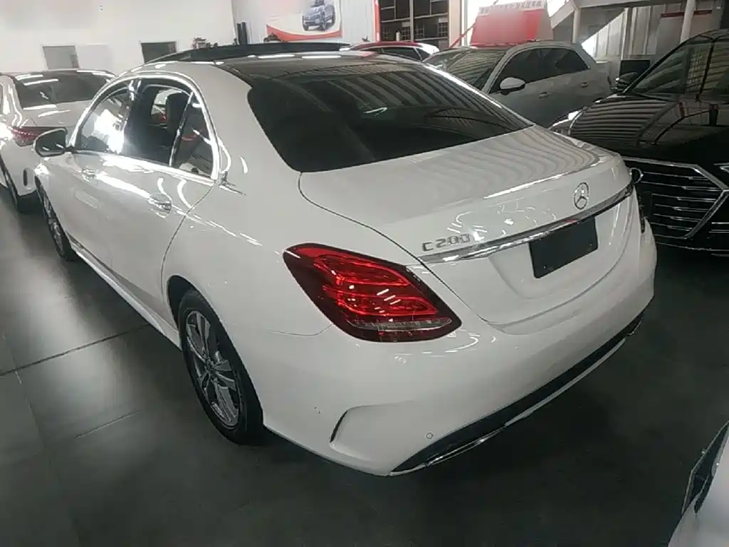 Mercedes-Benz C-Class 2017