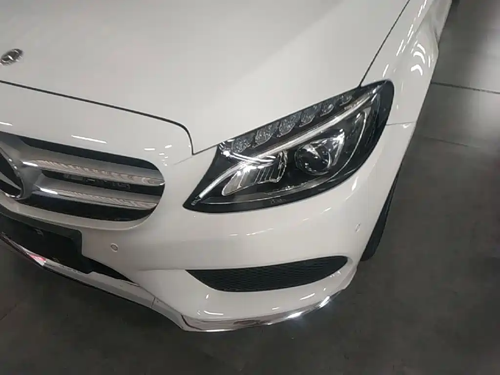 Mercedes-Benz C-Class 2017 — фото 24