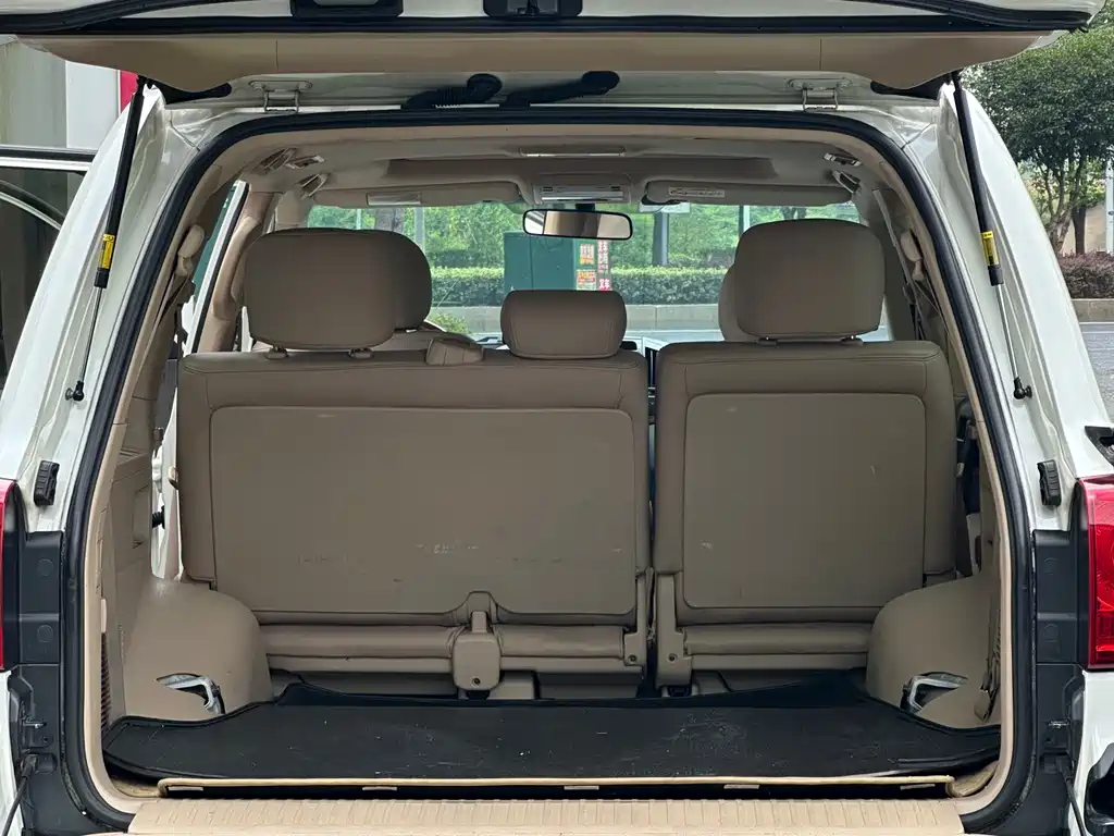 Toyota Land Cruiser 2016 — фото 6