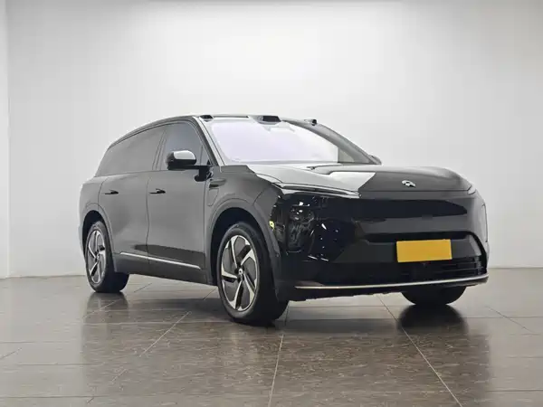 NIO ES8 2024