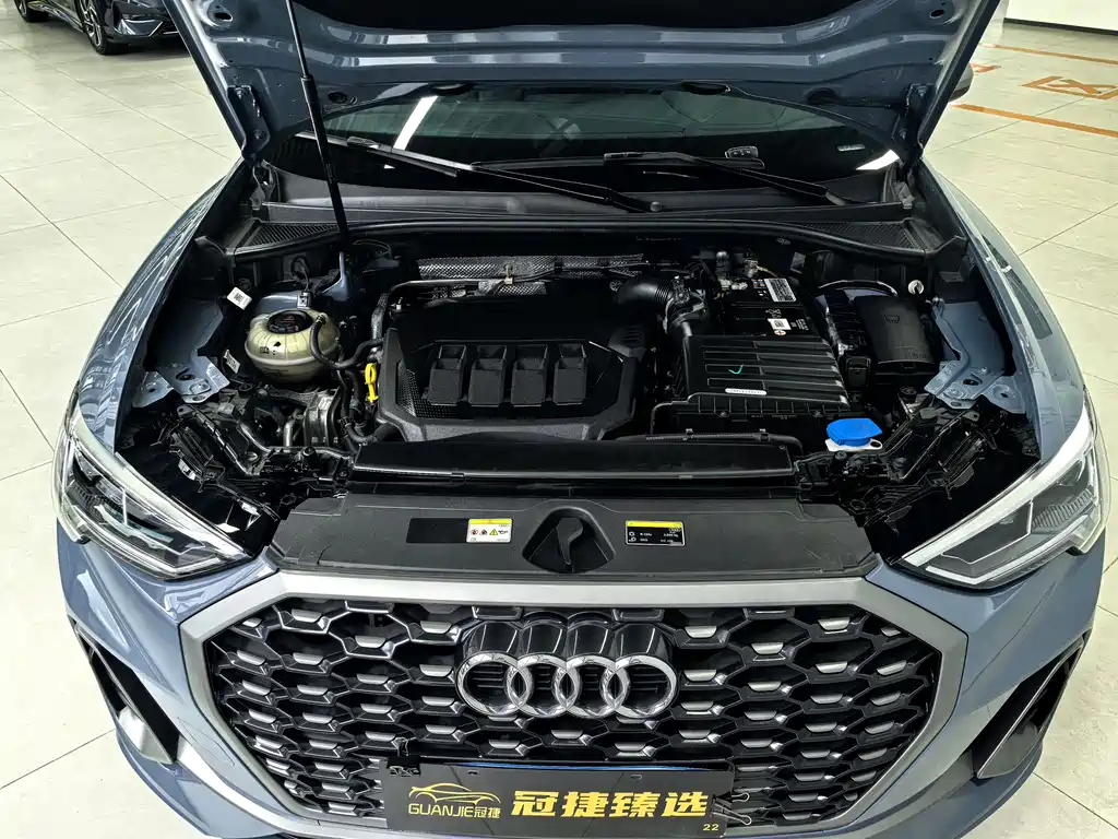 Audi Q3 Sportback 2021 — фото 2
