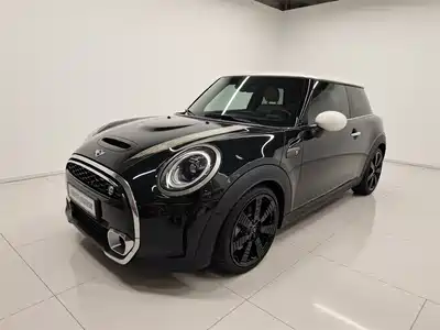 MINI MINI 2023