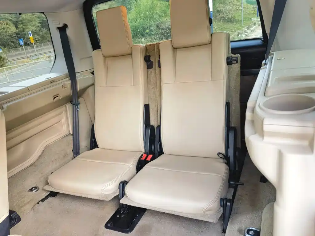 Land Rover Discovery 2013 — фото 11