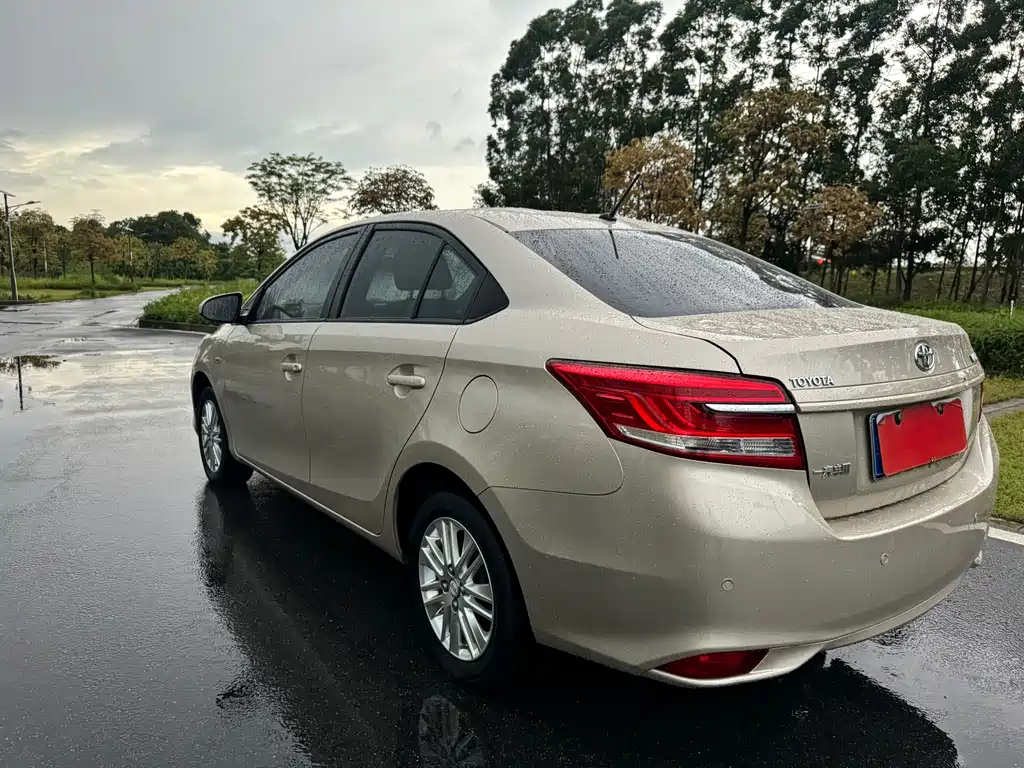 Toyota Vios 2018 — фото 10