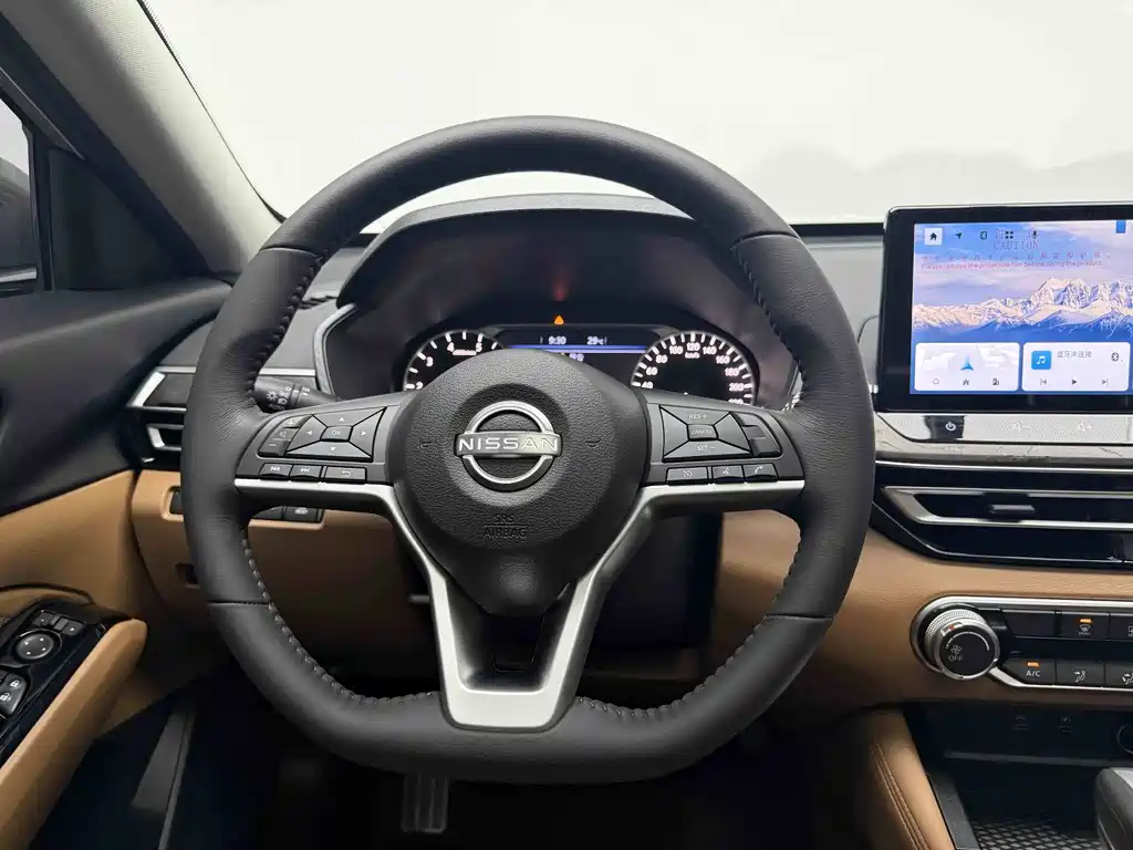 Nissan Teana 2025