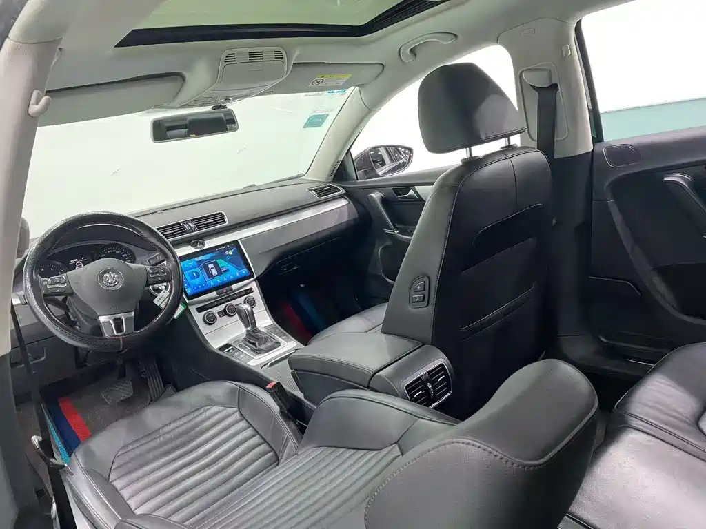 Volkswagen Magotan 2016