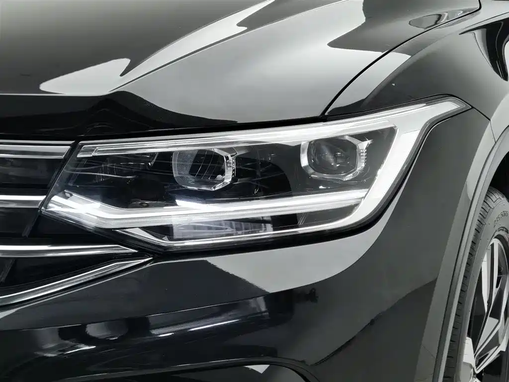 Volkswagen Tiguan L 2022