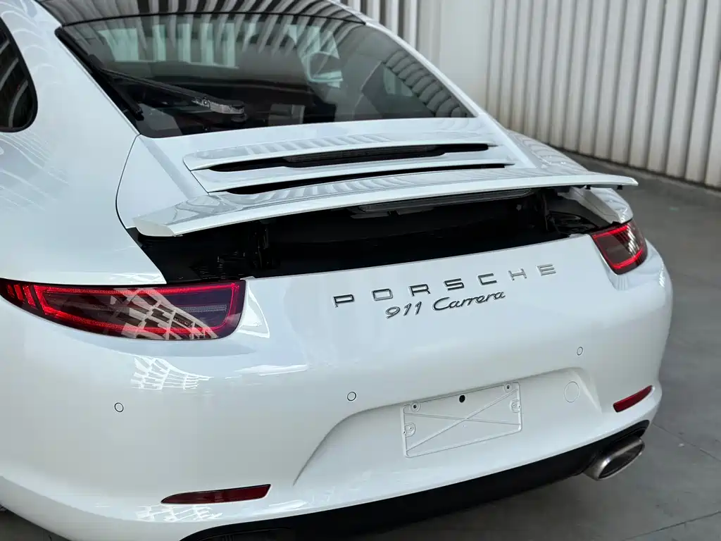Porsche 911 2015 — фото 23
