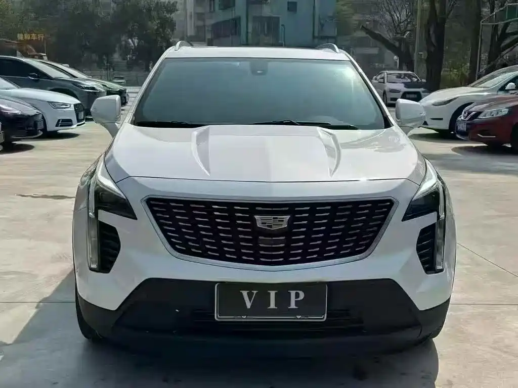 Cadillac XT4 2019 — фото 2