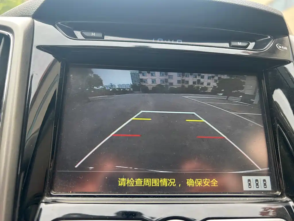 Changan Eado XT 2018 — фото 8