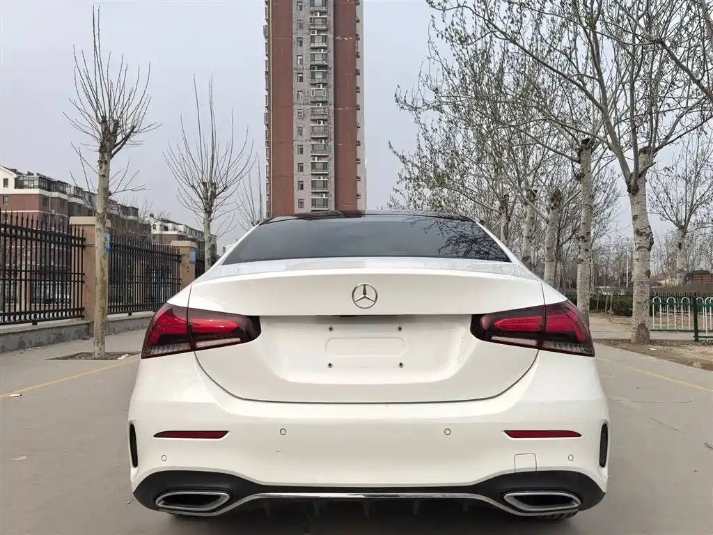 Mercedes-Benz A-Class 2020 — фото 6