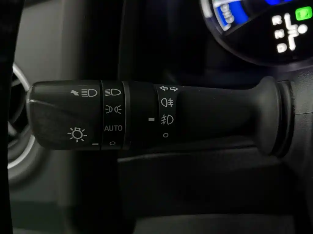 Toyota Corolla 2019 — фото 21