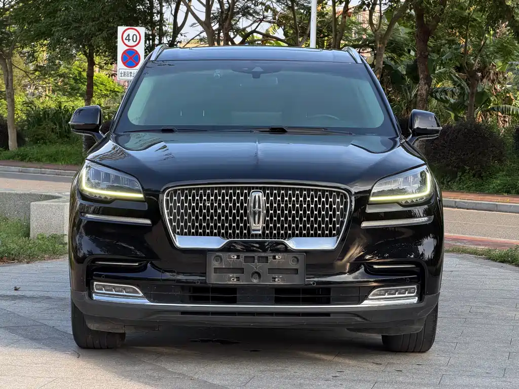 Lincoln Aviator 2021 — фото 2