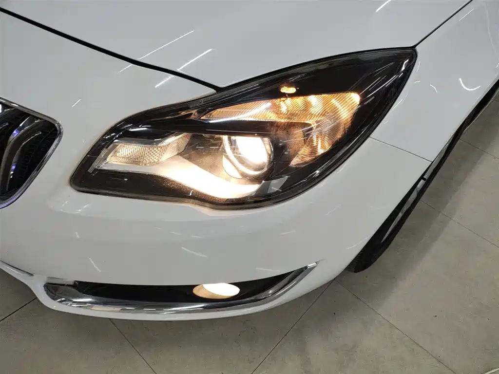 Buick Regal 2015 — фото 3