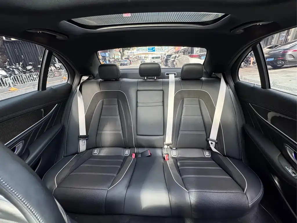 Mercedes-Benz E-Class AMG 2021 — фото 12