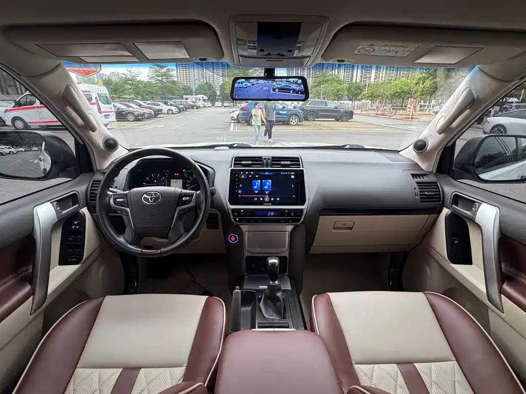 Toyota Prado 2020 — фото 12