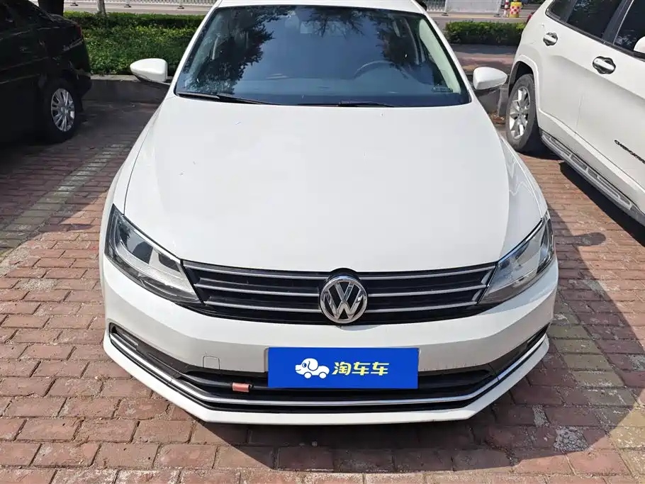 Volkswagen Sagitar 2017