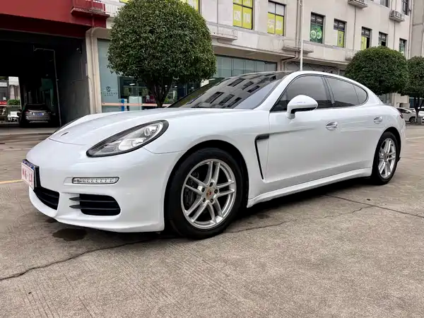 Porsche Panamera 2015