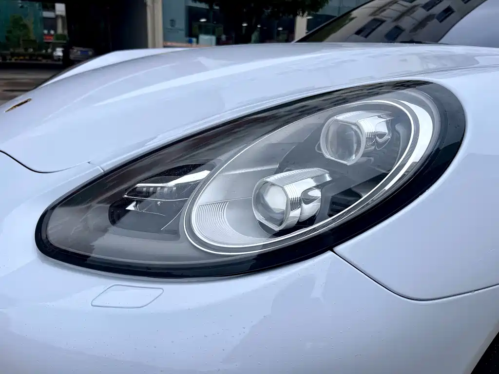 Porsche Panamera 2015 — фото 16