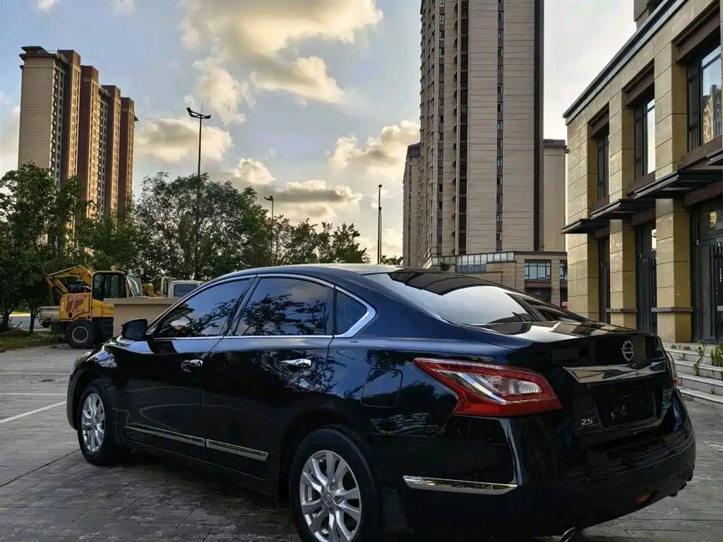 Nissan Teana 2014