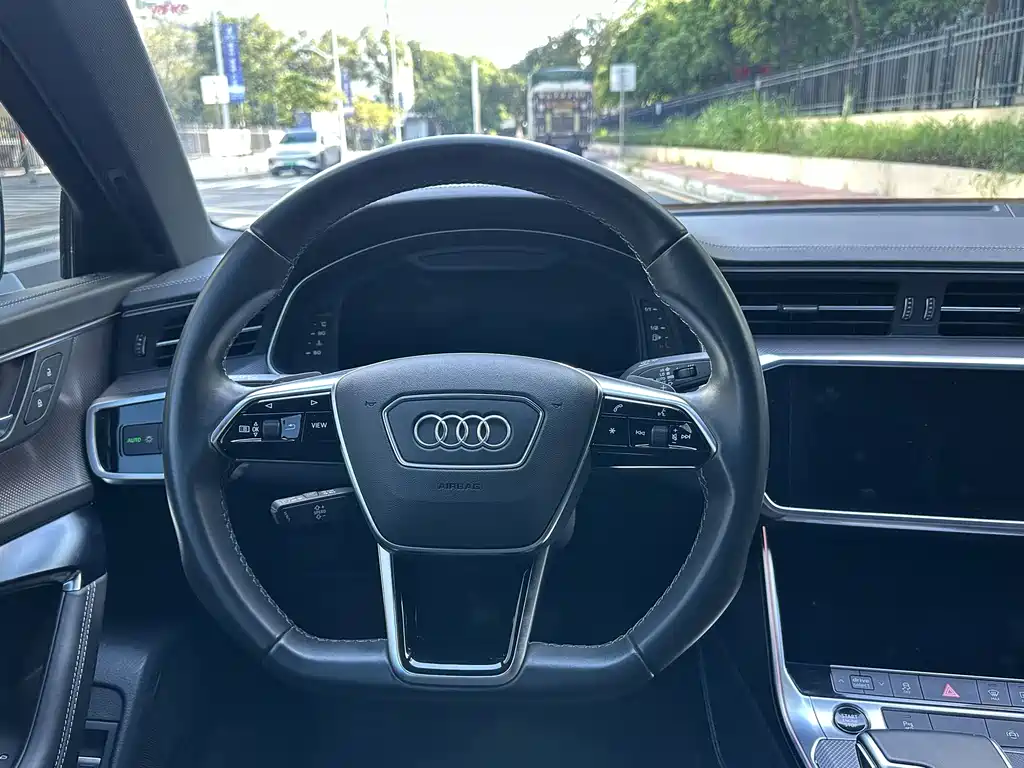 Audi A6L 2021 — фото 13