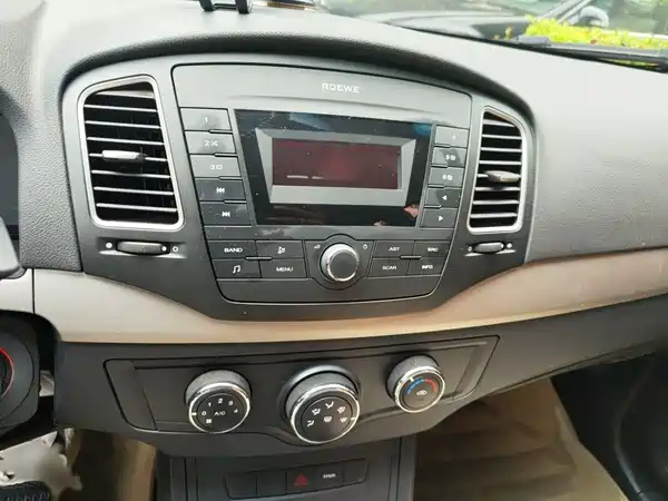 Roewe 350 2016