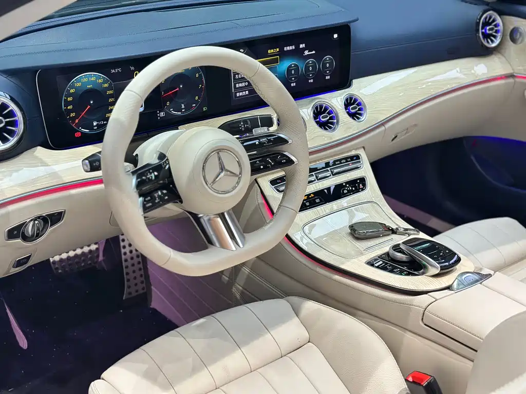 Mercedes-Benz E-Class 2023 — фото 4