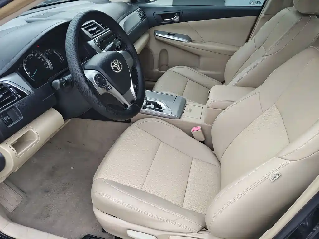 Toyota Camry 2013