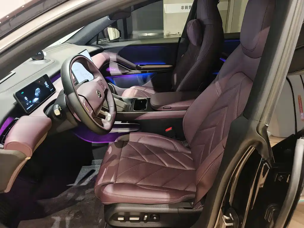 NIO ET5T 2025